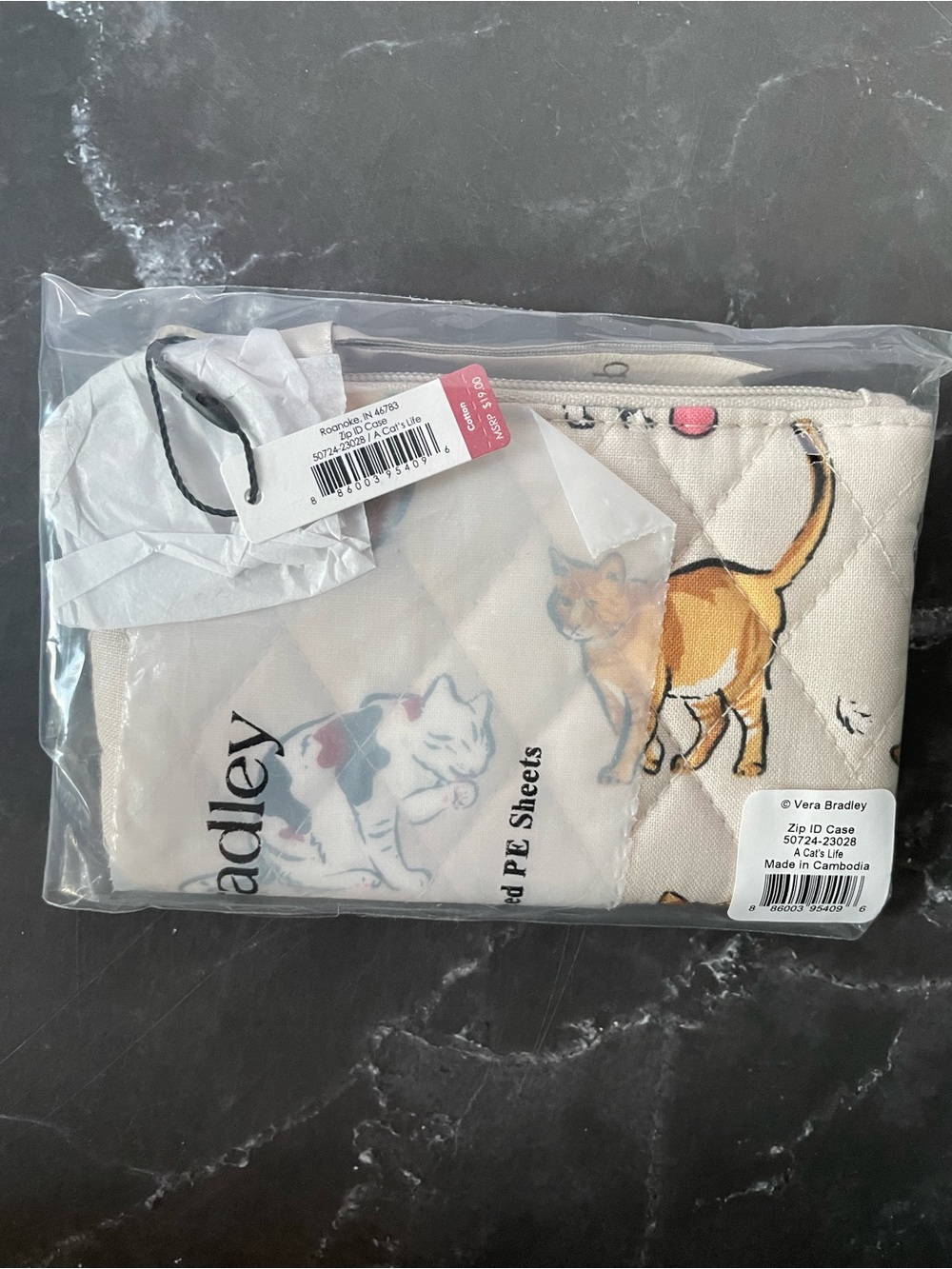 NWT Vera Bradley Zip ID Case with Key Ring in A Cat’s Life 🐈